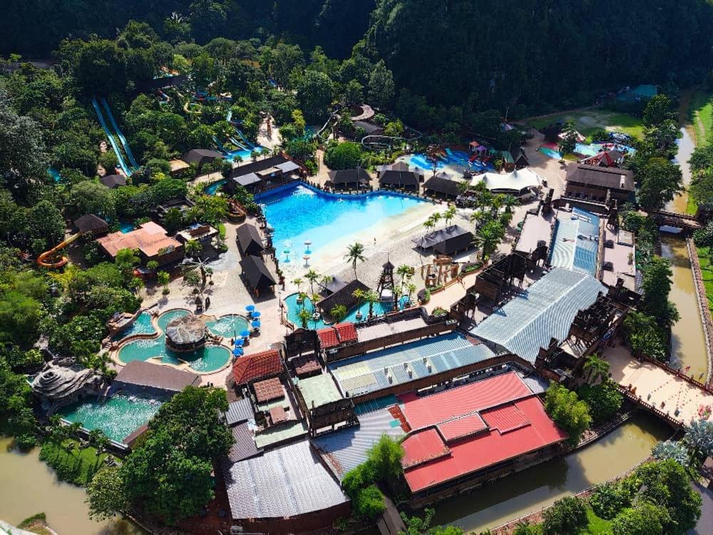 Sunway Onsen Hotspring 4 Pax Suite 2003 Neighbour Of Lost World Of Tambun Ipoh Exterior photo